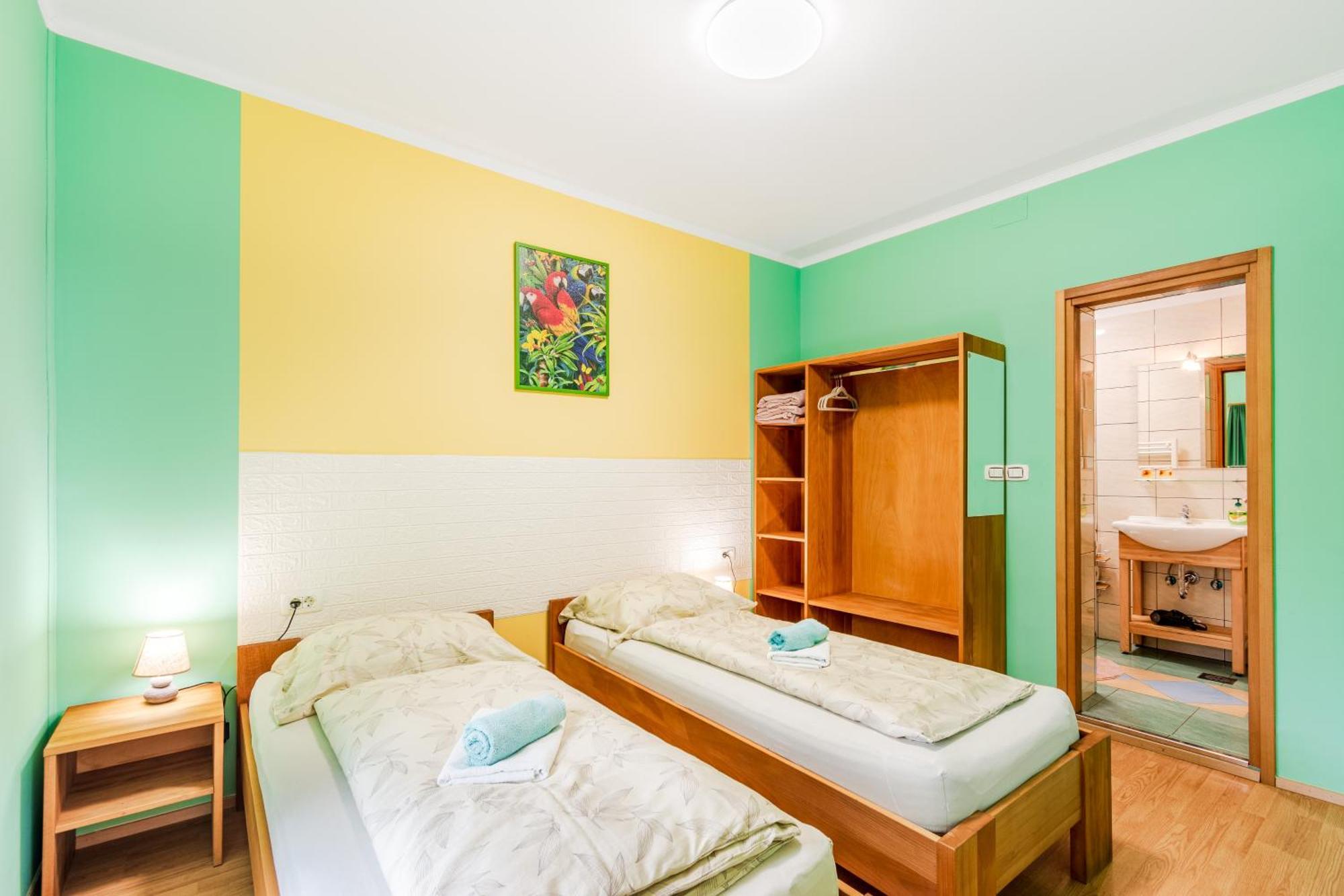 Apartments Orhideja โทลมิน ภายนอก รูปภาพ