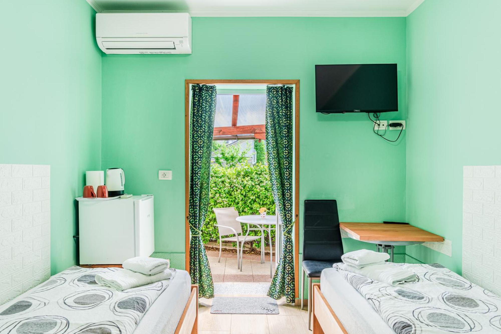 Apartments Orhideja โทลมิน ภายนอก รูปภาพ